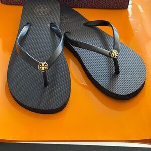 Tory Burch flip flops. Size 6 New Orig $148